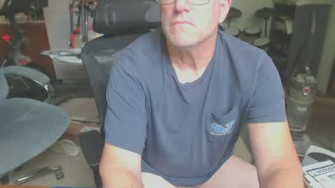 billp750876 online show from 06-12-26, 08:41