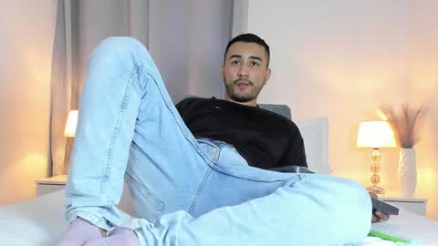 Snapshot of bilyryan1 chatting on 01-04-25, 07:55 Nick Moca online show from 01-04-25, 07:55