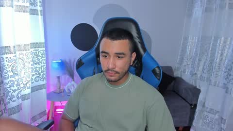 Snapshot of bilyryan1 chatting on 02-02-25, 05:26 Nick Moca online show from 02-02-25, 05:26