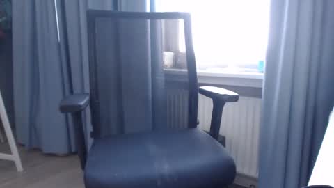 Snapshot of bimbo_boi01 chatting on 11-06-25, 08:59 bimbo_boi01 online show from 11-06-25, 08:59