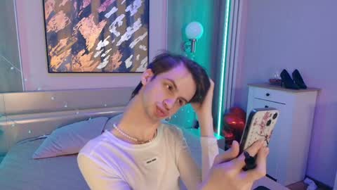 Snapshot of bimbo_boy_ chatting on 05-31-26, 03:19 Bimbo boy online show from 05-31-26, 03:19
