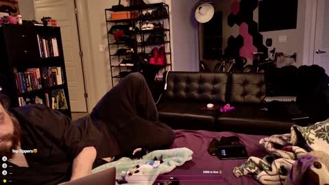 Danny online show from 03-03-25, 01:42