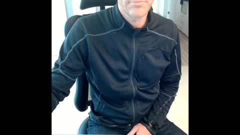Snapshot of bingo7310 chatting on 05-16-26, 11:42 bingo7310 online show from 05-16-26, 11:42