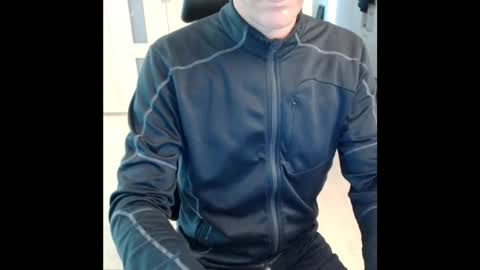 Snapshot of bingo7310 chatting on 06-11-26, 06:11 bingo7310 online show from 06-11-26, 06:11