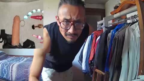 Snapshot of bisexmangenx chatting on 12-19-25, 09:33 Manu O online show from 12-19-25, 09:33