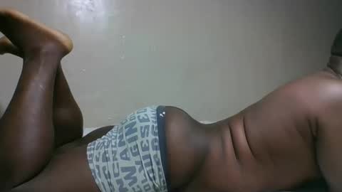 Snapshot of bitchcam_ chatting on 12-02-25, 02:28 bitchcam_ online show from 12-02-25, 02:28