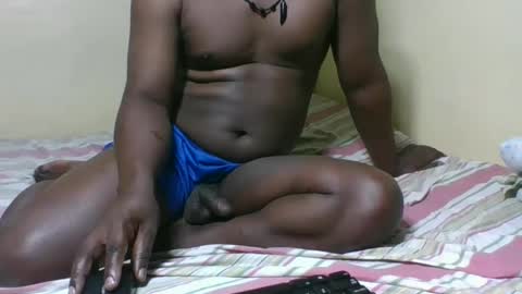 Snapshot of bitchcam_ chatting on 01-06-26, 05:33 bitchcam_ online show from 01-06-26, 05:33