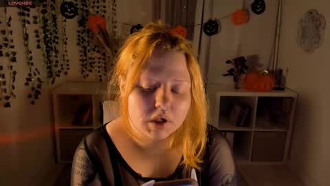 Nana online show from 10-26-25, 04:46