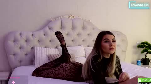 BiteFromTemptation online show from 01-05-26, 10:46