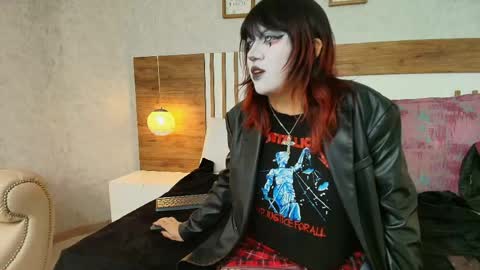 Snapshot of bj_olivine chatting on 04-24-26, 08:33 Bj Olivine online show from 04-24-26, 08:33