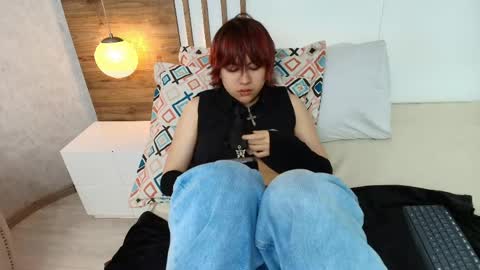 Snapshot of bj_olivine chatting on 06-01-26, 08:32 Bj Olivine online show from 06-01-26, 08:32
