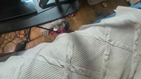 Snapshot of bjaybaby chatting on 12-17-25, 03:01 bjaybaby online show from 12-17-25, 03:01