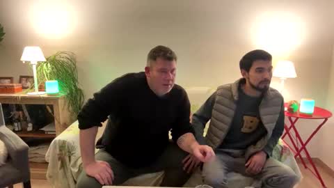 BJkouple online show from 01-14-26, 09:52