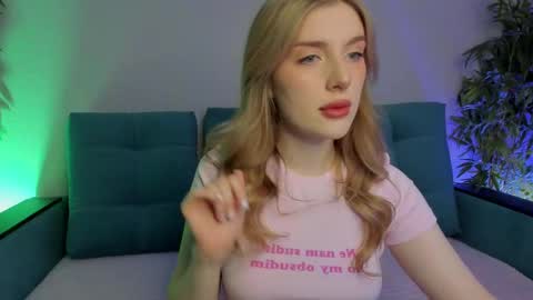 Julia online show from 02-14-25, 08:31