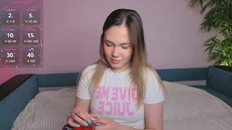 Julia online show from 03-31-26, 02:50