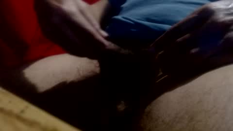 Snapshot of bjlonely7 chatting on 12-30-24, 01:37 bjlonely7 online show from 12-30-24, 01:37