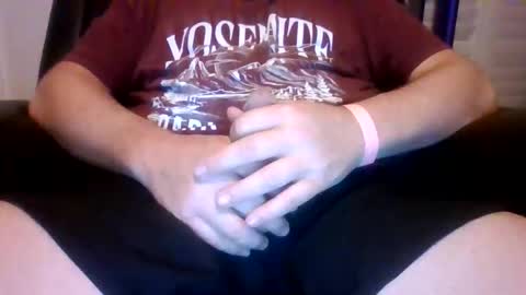 Snapshot of bjthedj chatting on 10-17-25, 11:57 bjthedj online show from 10-17-25, 11:57