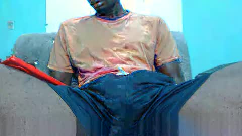 Snapshot of black30cmdick chatting on 11-28-25, 11:24 maquina online show from 11-28-25, 11:24