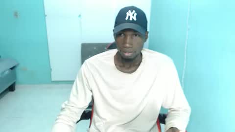 Snapshot of black30cmdick chatting on 12-03-25, 01:53 maquina online show from 12-03-25, 01:53