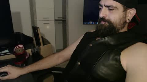 black_beard_slides online show from 10-01-25, 11:44