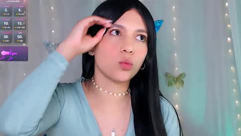 Snapshot of black_dar_ chatting on 02-26-25, 10:15 Sara online show from 02-26-25, 10:15