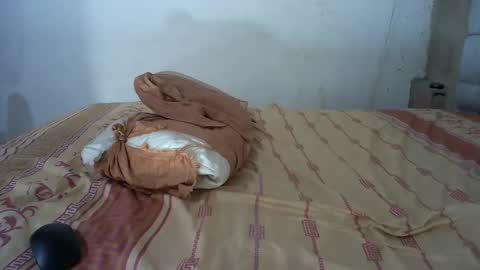 Snapshot of black_dicck chatting on 12-13-24, 03:21 tu morenito online show from 12-13-24, 03:21