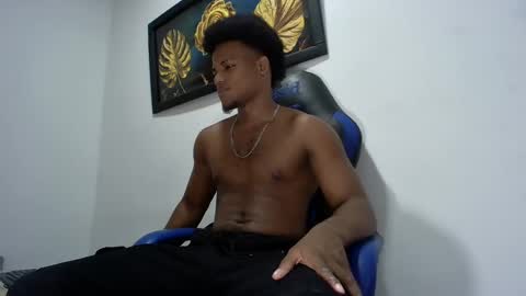 Snapshot of black_dicck chatting on 02-03-25, 05:56 tu morenito online show from 02-03-25, 05:56