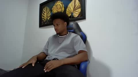 Snapshot of black_dicck chatting on 02-04-25, 05:12 tu morenito online show from 02-04-25, 05:12