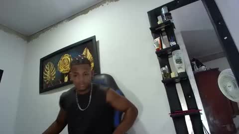 Snapshot of black_dicck chatting on 02-20-25, 05:29 tu morenito online show from 02-20-25, 05:29