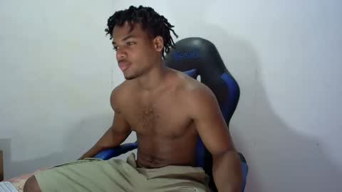 Snapshot of black_dicck chatting on 09-22-25, 03:14 tu morenito online show from 09-22-25, 03:14