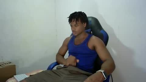 Snapshot of black_dicck chatting on 09-23-25, 03:26 tu morenito online show from 09-23-25, 03:26