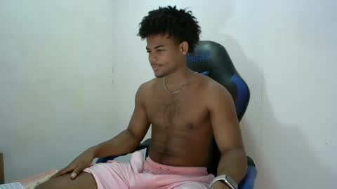 Snapshot of black_dicck chatting on 09-26-25, 05:39 tu morenito online show from 09-26-25, 05:39