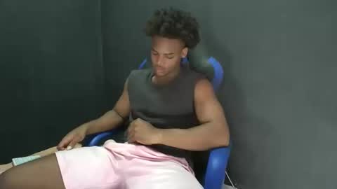 Snapshot of black_dicck chatting on 10-20-25, 03:56 tu morenito online show from 10-20-25, 03:56