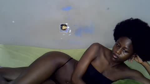 Snapshot of black_ebony8 chatting on 06-20-26, 06:05 black_ebony8 online show from 06-20-26, 06:05