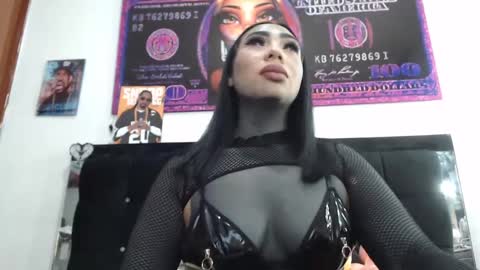 Snapshot of black_eyestattoo chatting on 02-25-25, 12:14 karenth soto online show from 02-25-25, 12:14