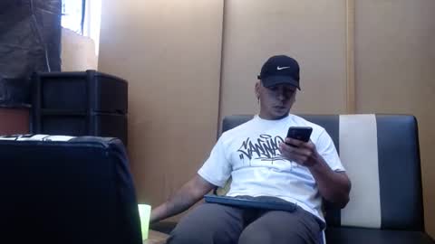 black_hot26 online show from 12-12-24, 02:33