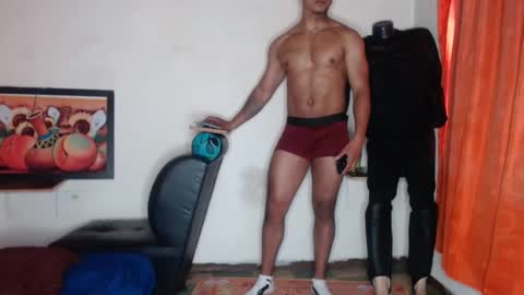 black_hot26 online show from 02-14-25, 03:05