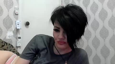 black_hot_01 online show from 02-12-25, 01:27