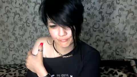 black_hot_01 online show from 09-19-25, 11:05