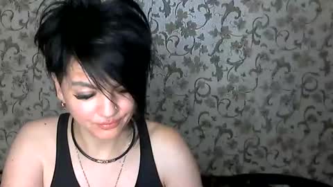 black_hot_01 online show from 10-17-25, 11:07