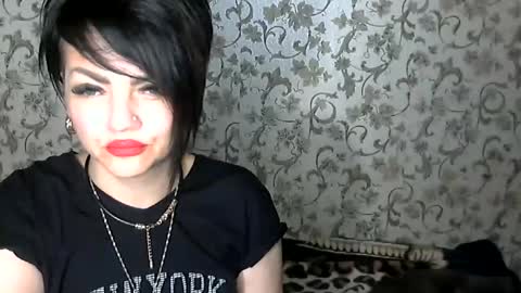 black_hot_01 online show from 11-02-25, 09:39