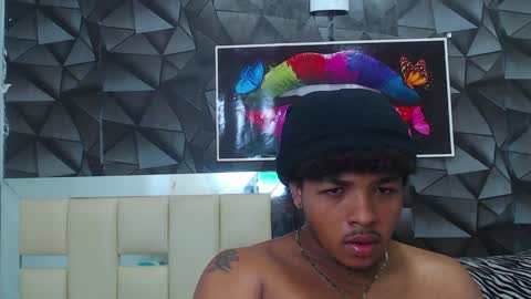 Snapshot of black_king_241 chatting on 02-19-25, 05:49 black_king_241 online show from 02-19-25, 05:49