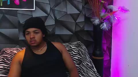 Snapshot of black_king_241 chatting on 02-20-25, 12:25 black_king_241 online show from 02-20-25, 12:25