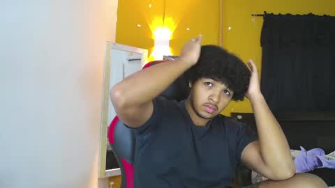 black_king_241 online show from 03-12-25, 06:18