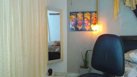 Snapshot of black_king_241 chatting on 09-25-25, 02:48 black_king_241 online show from 09-25-25, 02:48