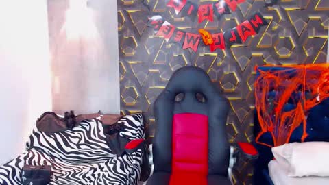 black_king_241 online show from 10-31-25, 03:40