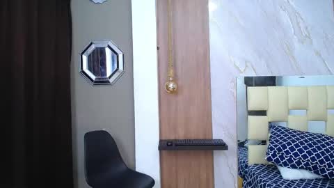 Snapshot of black_king_241 chatting on 11-11-25, 03:17 black_king_241 online show from 11-11-25, 03:17