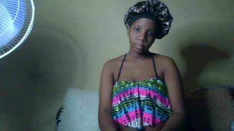 Snapshot of black_queen0111254 chatting on 04-20-26, 11:17 Blackqueen online show from 04-20-26, 11:17