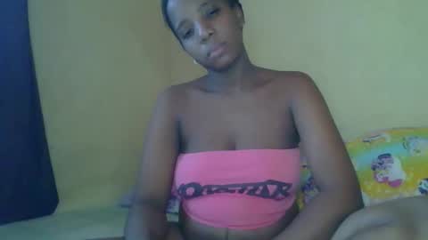Snapshot of black_queen0111254 chatting on 04-24-26, 09:01 Blackqueen online show from 04-24-26, 09:01