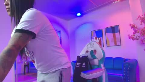 Rousse  online show from 04-21-26, 03:35